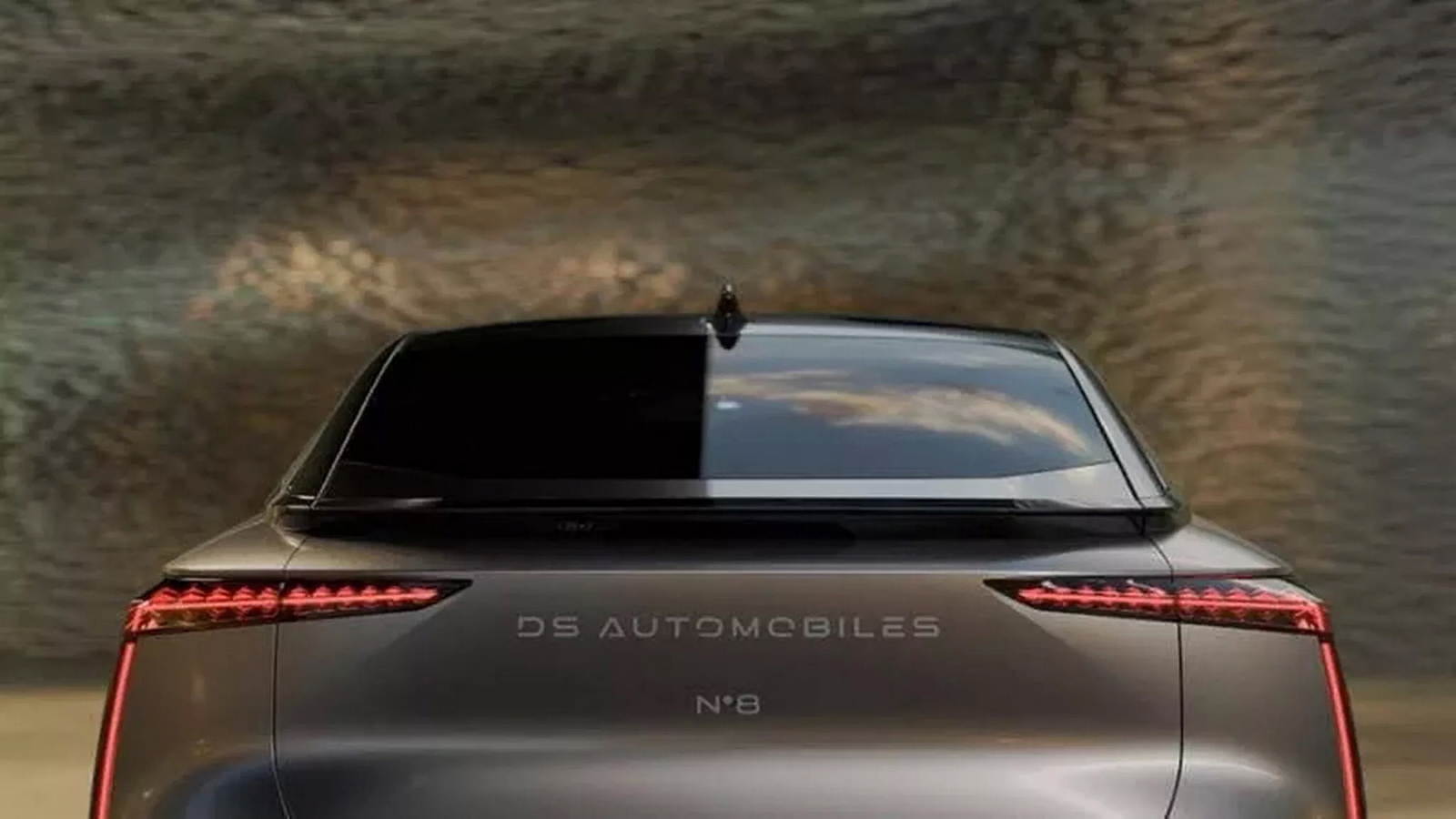 Διέρρευσαν εικόνες του νέου DS N°8 πριν το ντεμπούτο του!